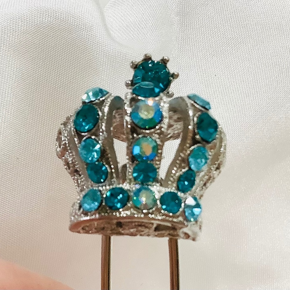 Elegant Vintage Hair Stick Blue Rhinestone Crystal on Princess Crown